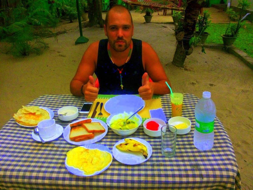 Marari Nest Beach Homestay มาราริคุลาม ภายนอก รูปภาพ