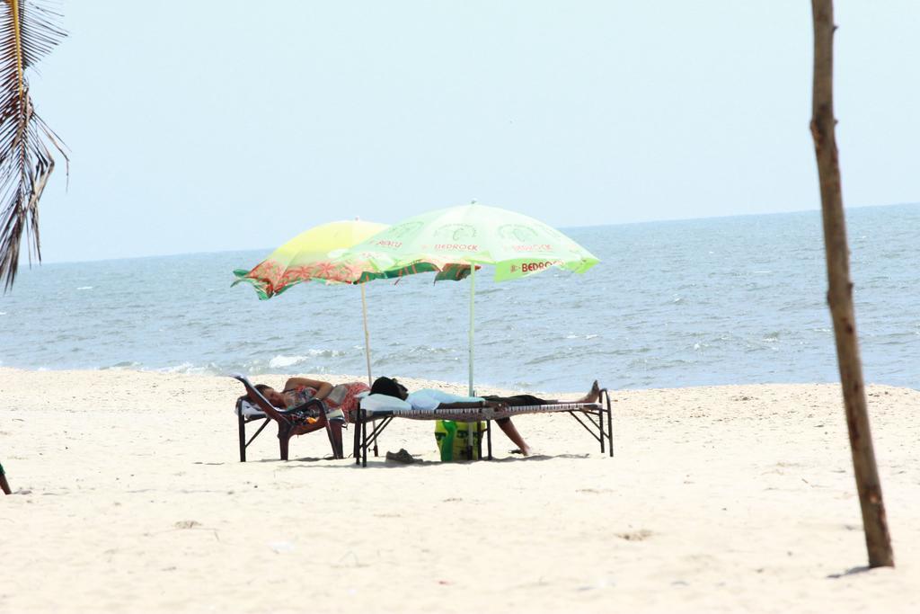Marari Nest Beach Homestay มาราริคุลาม ภายนอก รูปภาพ