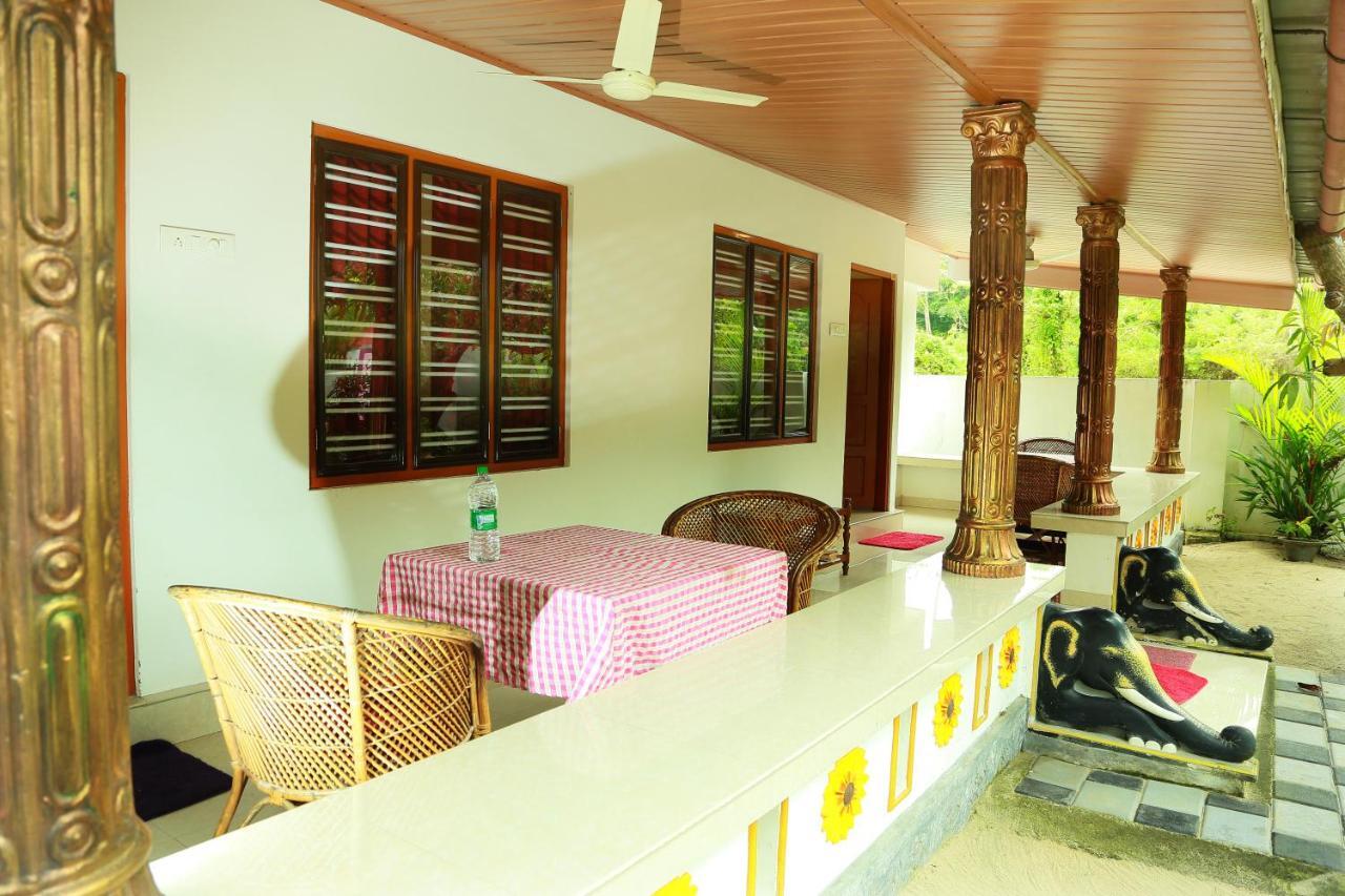 Marari Nest Beach Homestay มาราริคุลาม ภายนอก รูปภาพ